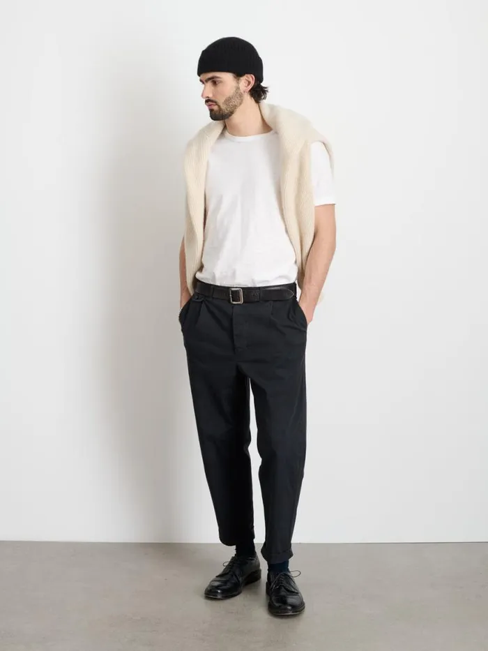 Alex Mill Standard Pleated Pant In Chino Black Men Pants