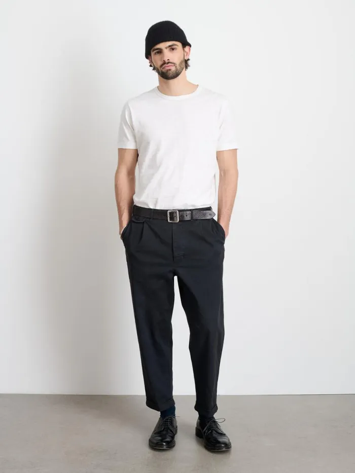 Alex Mill Standard Pleated Pant In Chino Black Men Pants
