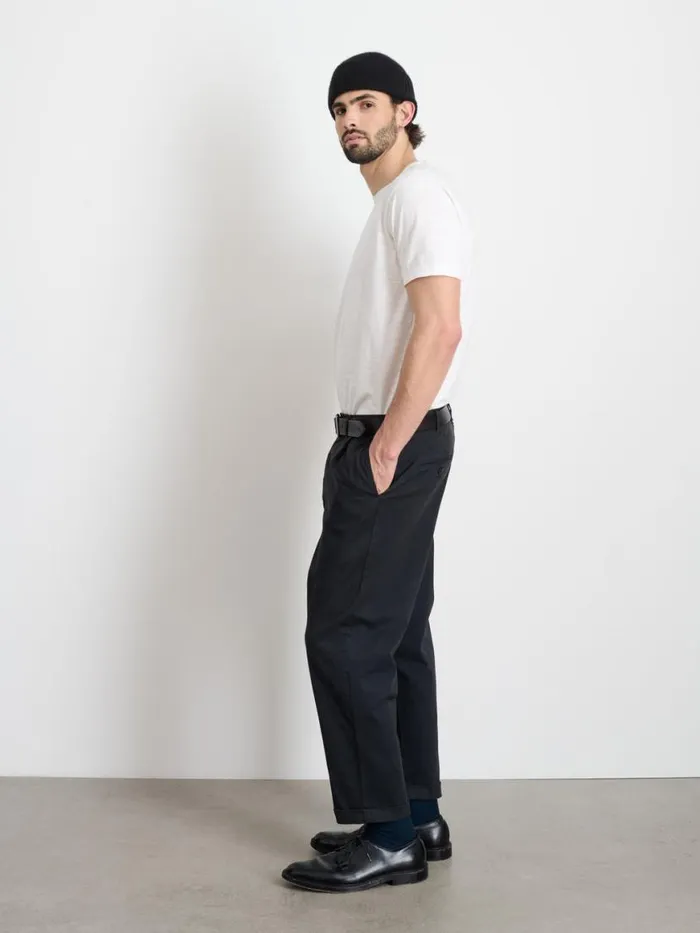 Alex Mill Standard Pleated Pant In Chino Black Men Pants