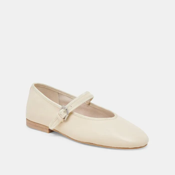 Flats and Loafers Women Dolce Vita Roslyn Ballet Flats Creme Leather