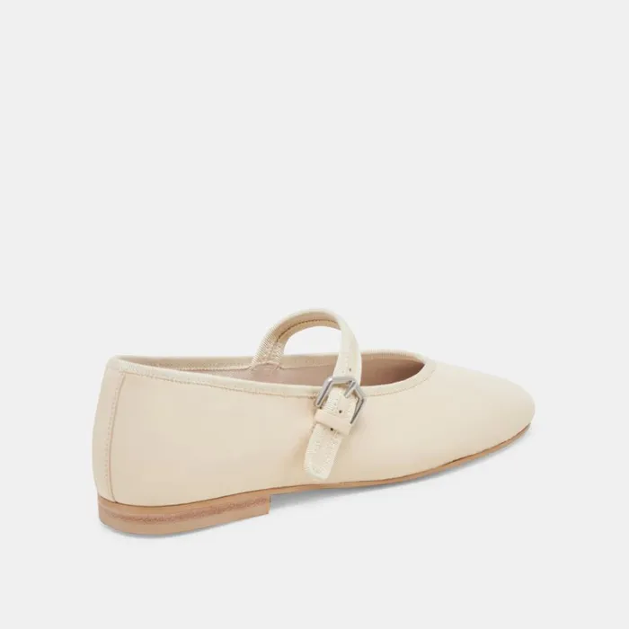 Flats and Loafers Women Dolce Vita Roslyn Ballet Flats Creme Leather