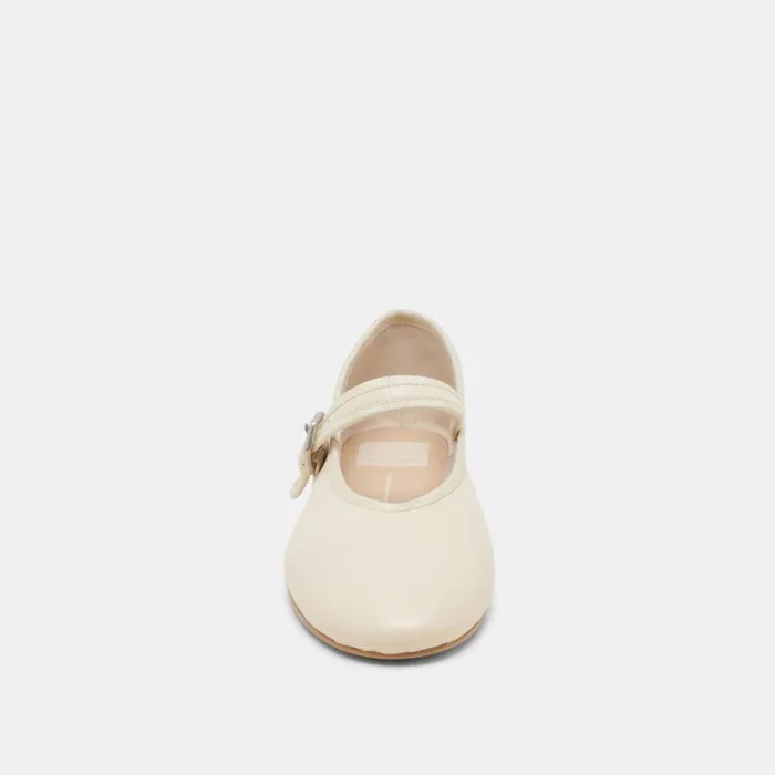Flats and Loafers Women Dolce Vita Roslyn Ballet Flats Creme Leather