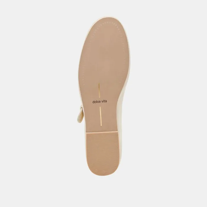 Flats and Loafers Women Dolce Vita Roslyn Ballet Flats Creme Leather