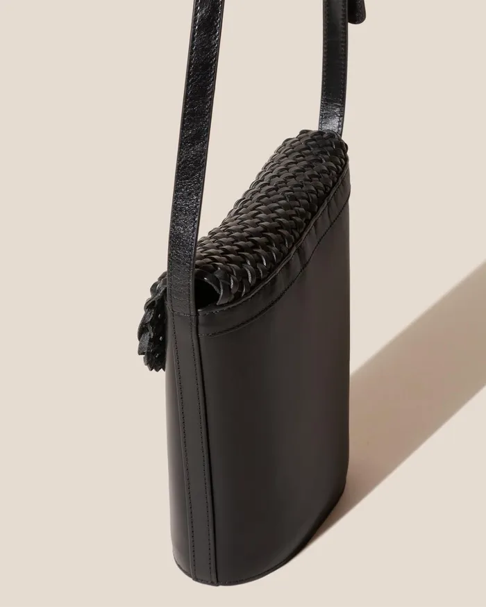 Hereu TOMIRA 8211 Braided Flap Crossbody Bag Women Crossbody Bags