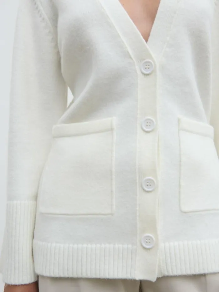 Pretty Lavish Knitwear Autumn Knit Cardigan Cream 8211 Women